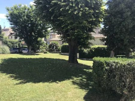 Nice apartment Uzès center