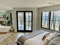 *NEW LISTING* Brand new, luxury, beachfront dream home Hotel a White River Township