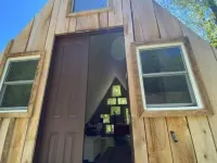 Cabin #2 Amalia - Custom Built A-Frame Artists Retreat - Pet and Kid Friendly