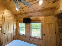 Apache Log Cabin - Walk to Lake, Pet Friendly