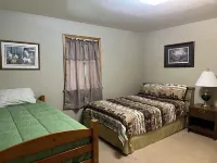 Remote Cabin on Sugar Creek Near Wolf Pen Gap-Ouachita National Forest