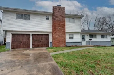 OHHHH Soo Cozy Large & In Charge 4 bedroom home
