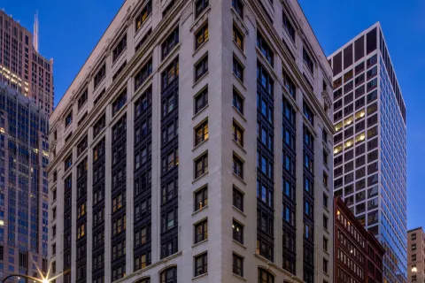 Canopy by Hilton Chicago Central Loop