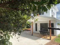 Fantastic views, comfortable beds. Close to Banya Bathhouse Spa & Crystal Castle