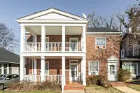 FREE Parking!! 5★ Amenities! 1 Gig WIFI! DOWNTOWN! Hotels near Ballad Brewing