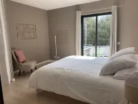 Spacious and Quiet Villa Classified  Furnished with Tourism Aoubre L'aventure Nature附近的飯店