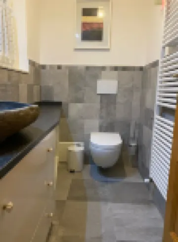 Appartement with pool, located between olive treees and wine rapes