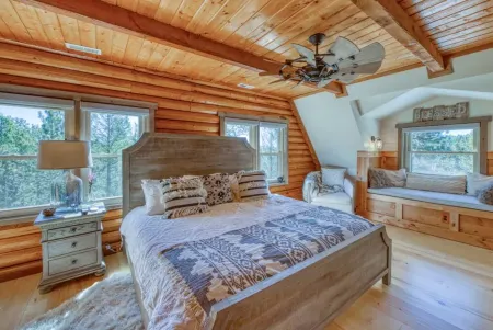 Spacious cabin in the woods w/ a private hot tub, deck, & fireplace  SUV  needed