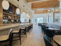 Hilton Pensacola Beach - bar