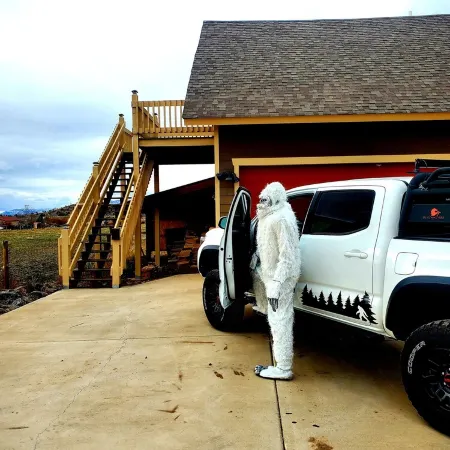 IceBerg Farms, even a Yeti can chill here!!!!