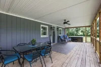 Country Escape in Hocking Hills- Great location!