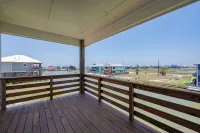 Yellowtail Flats ~ New house on canal in Rockport ~ Great outdoor Space - 4성급