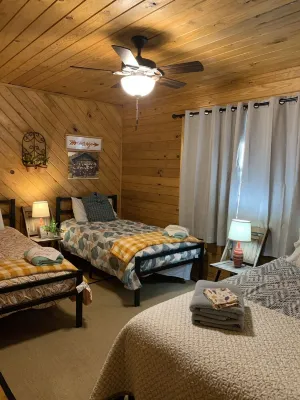 Family Cabin with spectacular views!