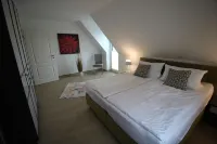 Casa Fortuna Comfort mit Seeblick, Whirlpool, Sauna und Eingezäuntem Garten Hotel a Untergohren