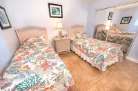 Beachfront Vacation Rental, Beautiful Views from the 3rd story balcony. Hotels near Howard E. Futch Memorial Park at Paradise Beach