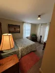 Cozy 2-bedroom cabin with AC and WiFi on the Pearl River in Angie. LA