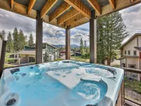 Elevated Mountain Retreat—Private, Spacious, Minutes from Adventure フレイザーのホテル