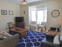 Enjoy some R & R at this historic cottage in the best neighborhood in town! - 3 tähden
