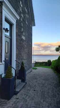 Bute House - Great Sea Views!
