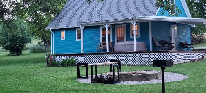 Quaint 3 Bedroom Farmhouse near Lone Grove, Oklahoma Hotels in Carter County