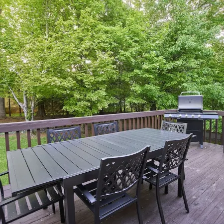 HUGE 5BR, 4.5BA, 3 King Suites, Dog Friendly! Ξενοδοχεία στην πόλη Watauga