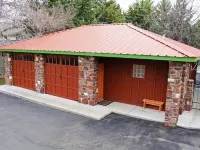 Prairie's Cottage at Sage Guesthouse formerly the 19th Hole Hotels in Alpine