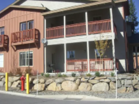 Close to highway and downtown. Equi-distant to major resorts