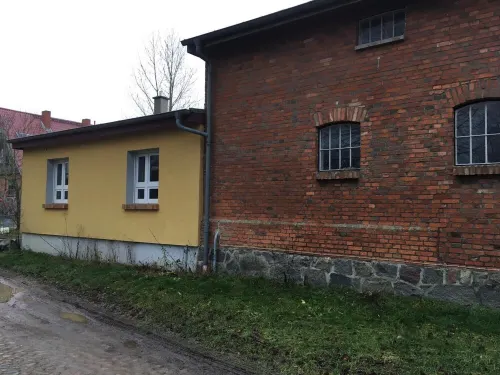 Futterhaus der Wasserburg Liepen Hotels in Gielow