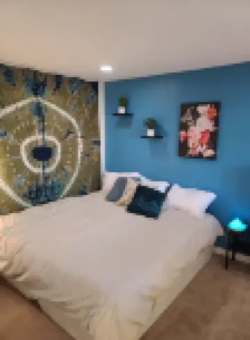 All New Beds, Roku, Private Yard, Pet Friendly