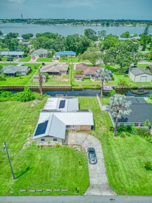 Gorgeous Home in Lake Placid! Near the lake !