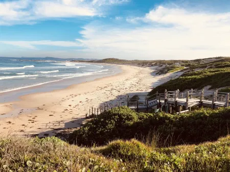 Norah Head Hideaway Cottage Отели рядом с достопримечательностью «Kooindah Waters Golf Club»