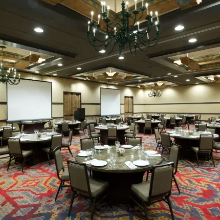 Hilton Santa Fe Historic Plaza