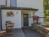 How Hill Farm Cottage
