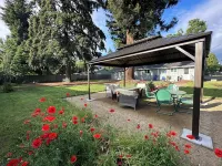 Wayside Retreat, Mins to Uofo, Hayward Field, Autzen, w Game Room, BBQ, Firepit Hôtels à proximité de : Royal Delle Park