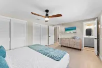 -NEW- Relaxing & Fun Escape in Perfect Location w/ Firepit, Mini Golf, & Pool