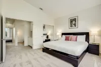 Spacious 4BR 3BA | King Bed | Private Yard | SF Bay Area Hotels near California State University, East Bay