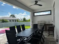Luxury 4BR Entertainment house w/ Pool and Boat/RV parking