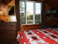 Hand-Crafted Cottage near Gore Mountain and Minerva Lake