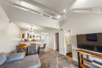 Water View 1 Bedroom Townhome with Loft.