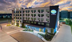 Tru by Hilton San Antonio at the Rim