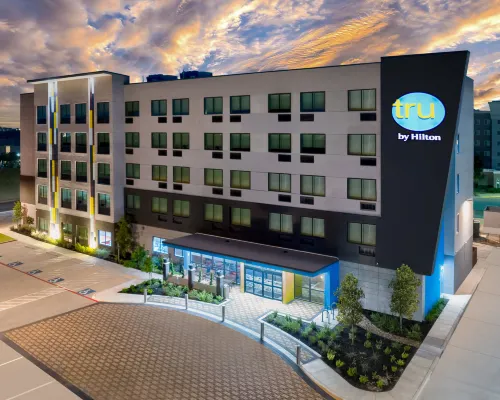 Tru by Hilton San Antonio at the Rim Hotels in Bexar County