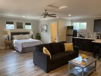 High End Guest House by I-5, Bethel, Simpson 레딩 호텔