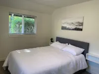 Charming 3-bedroom house in Puyallup with WiFi, AC