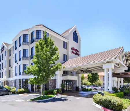 Hampton Inn & Suites San Francisco-Burlingame-Airport South Отели в г. Берлингейм