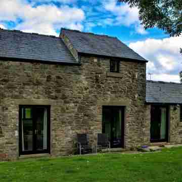 Detached Stone Cottage with a Private Indoor Pool (Not Shared) Hotel Exterior