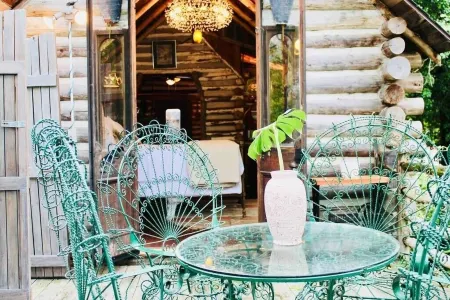 Downtown 1930’s Log Cabin