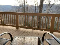The Mountain View Lodge - Luxury in Whittier! Awesome views from every deck!