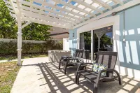 Sea Watch: 4B/4B Direct Oceanfront Home with Pool/Hot Tub
