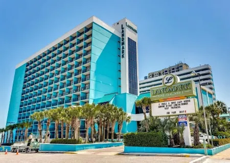 Ocean Front King Suite Landmark Heated Pools Отели рядом с достопримечательностью «Миртл Манор Трейлер Парк»