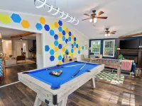 New Game Room-Snow Cones-Pet Friendly-Dock-Fire Pit-Kayaks-Paddleboards- Hotels in Stephens County